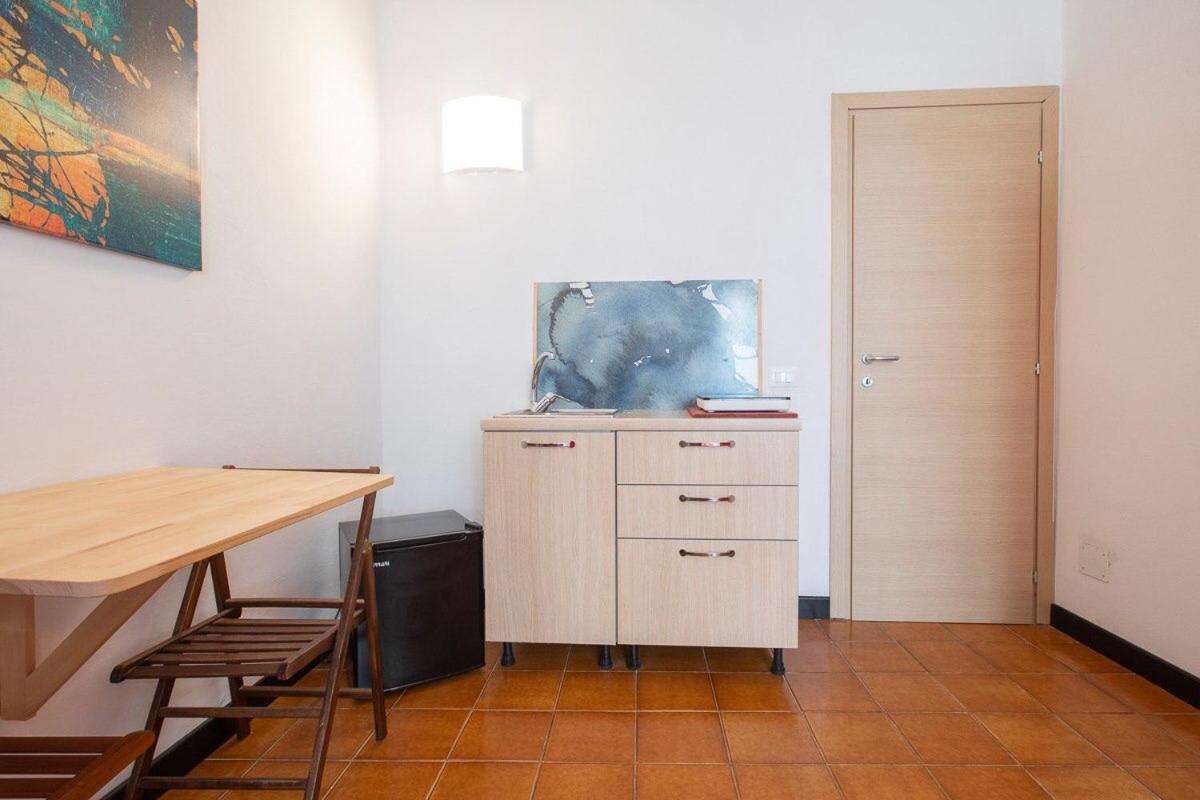 Colombo 181 Hotel Riomaggiore Ngoại thất bức ảnh