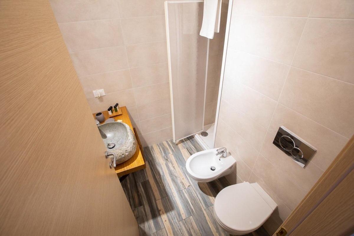 Colombo 181 Hotel Riomaggiore Ngoại thất bức ảnh